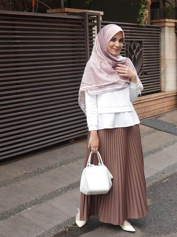 6 Model Baju Terbaru Wanita Terkini