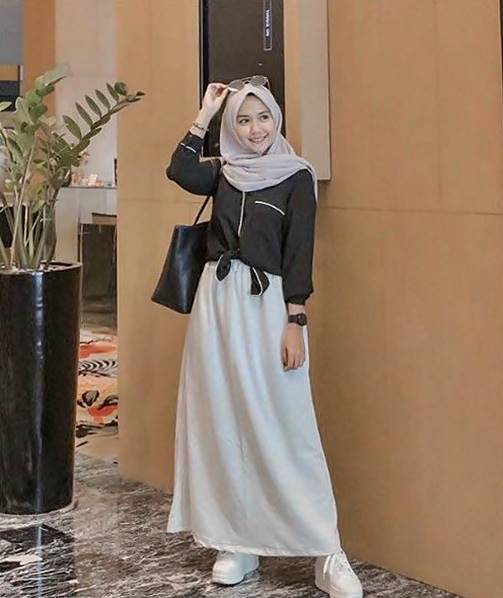 Trend Fashion Baju Muslim Yang Casual Untuk Masuk Kuliah