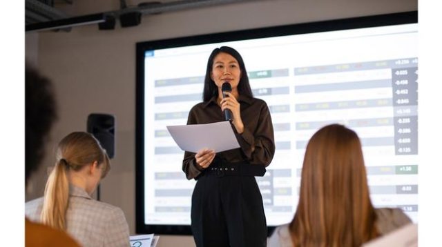 Cara Meningkatkan Kemampuan Public Speaking Bagi Yang Introvert