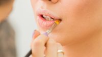 Cara Mengoreksi Bentuk Bibir Tebal Agar Terlihat Lebih Seimbang
