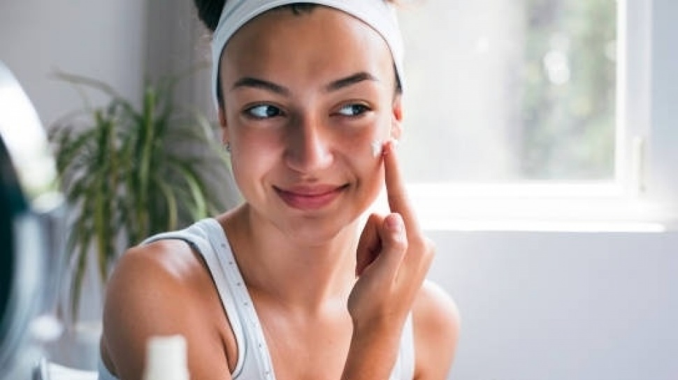 Skincare Halal dan Vegan Terbaik untuk Kulit Remaja Berminyak