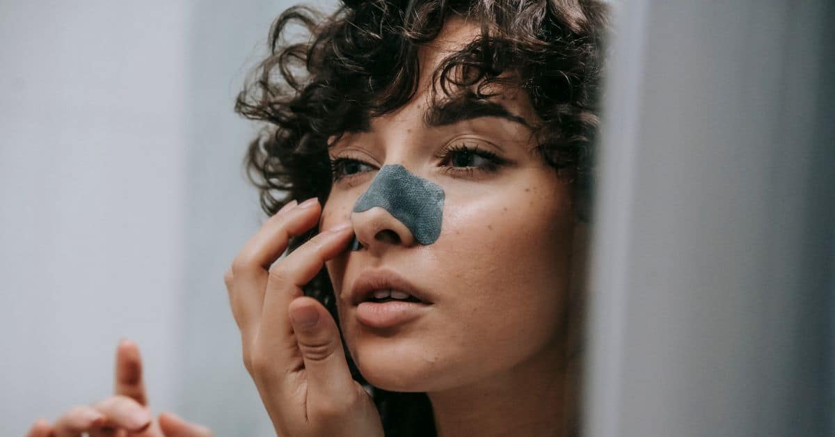 Cara Menghilangkan Komedo Hitam di Hidung