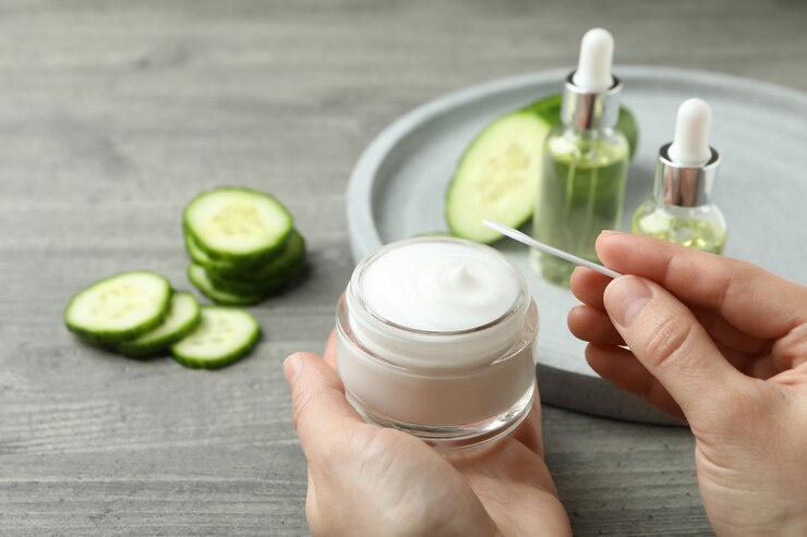 10 Daftar Moisturizer untuk Kulit Berjerawat