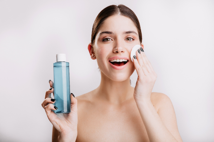 10 Produk Exfoliating Toner Terbaik 2026