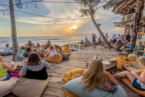 10 Tempat Hangout di Bali yang Punya View Sunset