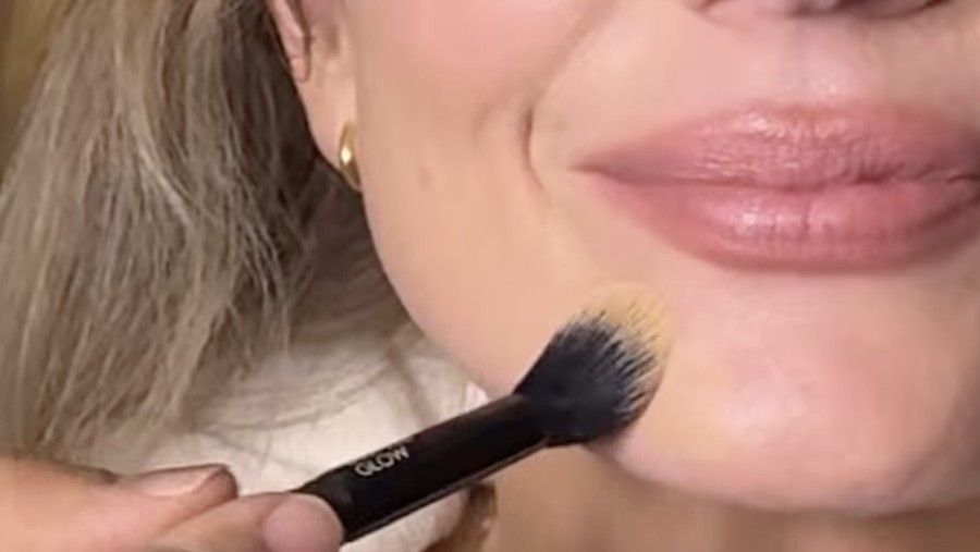 Tips Makeup Cepat 5 Menit untuk Ibu Rumah Tangga