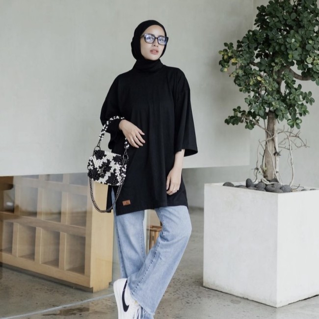 Tren Baju Oversize yang Tetap Terlihat Rapi dan Estetik